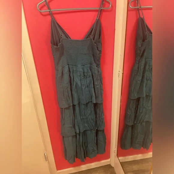 Rebellion / Lace Dress in Dark Green - Picture 4 of 4